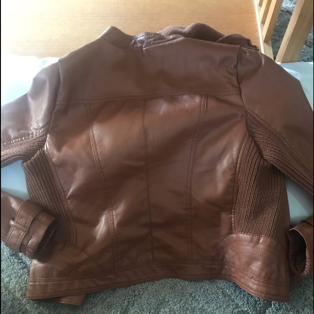 Jacket - Picture 3 of 3